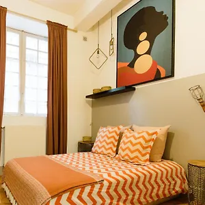 Apartament La Croix - Hyper Centre - Palais Des Papes Et Pont D'avignon - Wifi