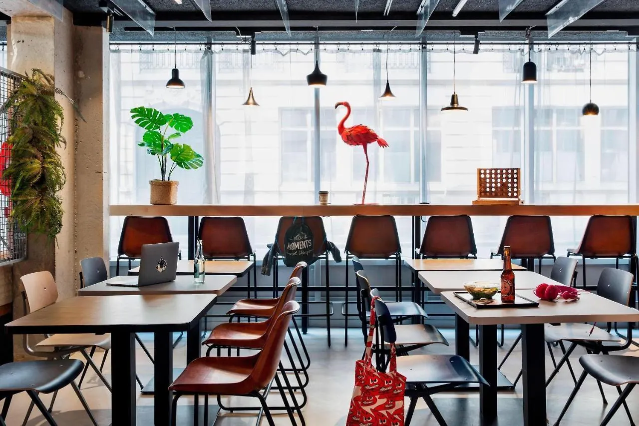 Moxy Paris Bastille 3*,