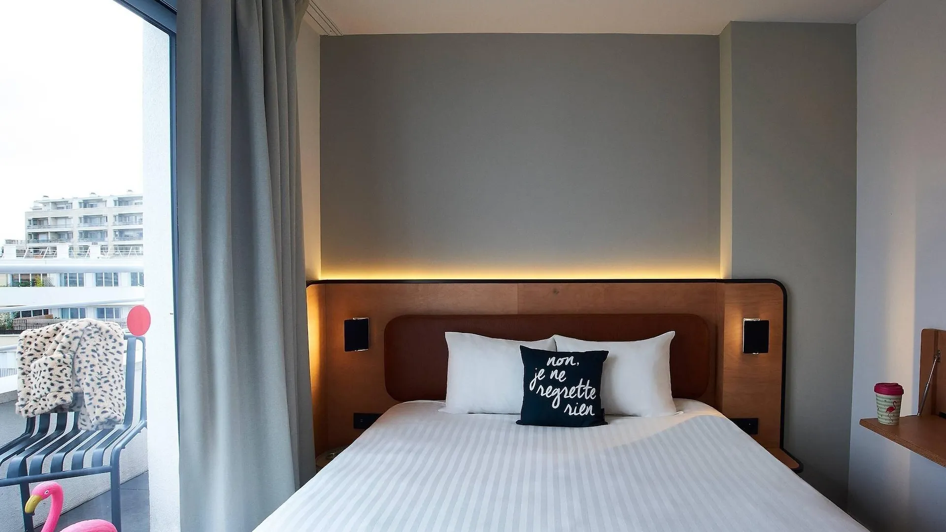 Moxy Paris Bastille 3*,
