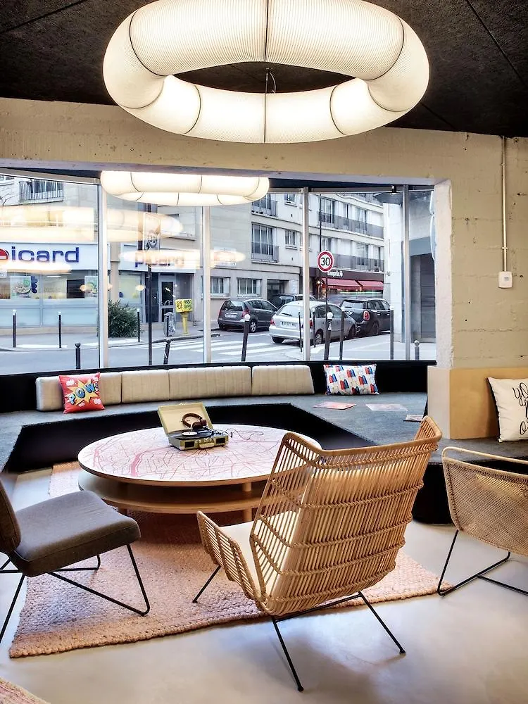 Moxy Paris Bastille