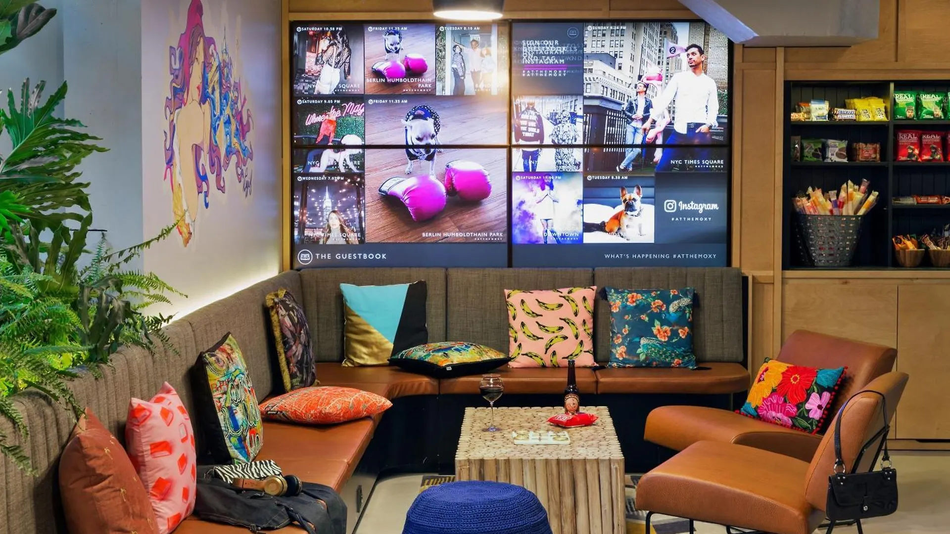 Moxy Paris Bastille 3*,