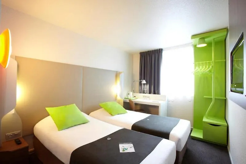 Moxy Paris Bastille 3*,