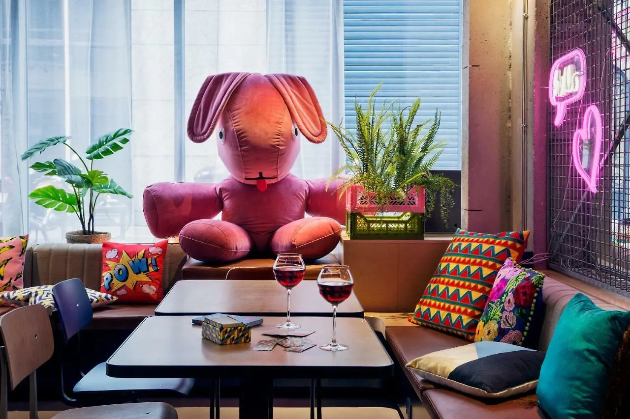 *** Hotel Moxy Paris Bastille France