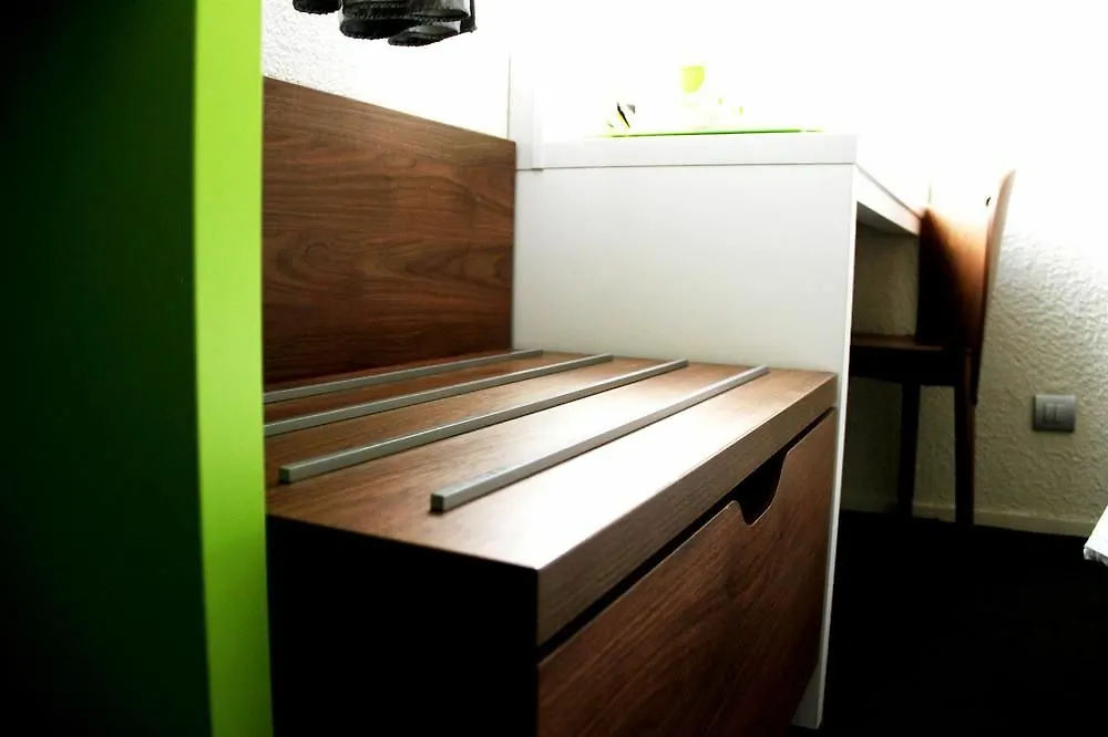 Hotel Moxy Paris Bastille